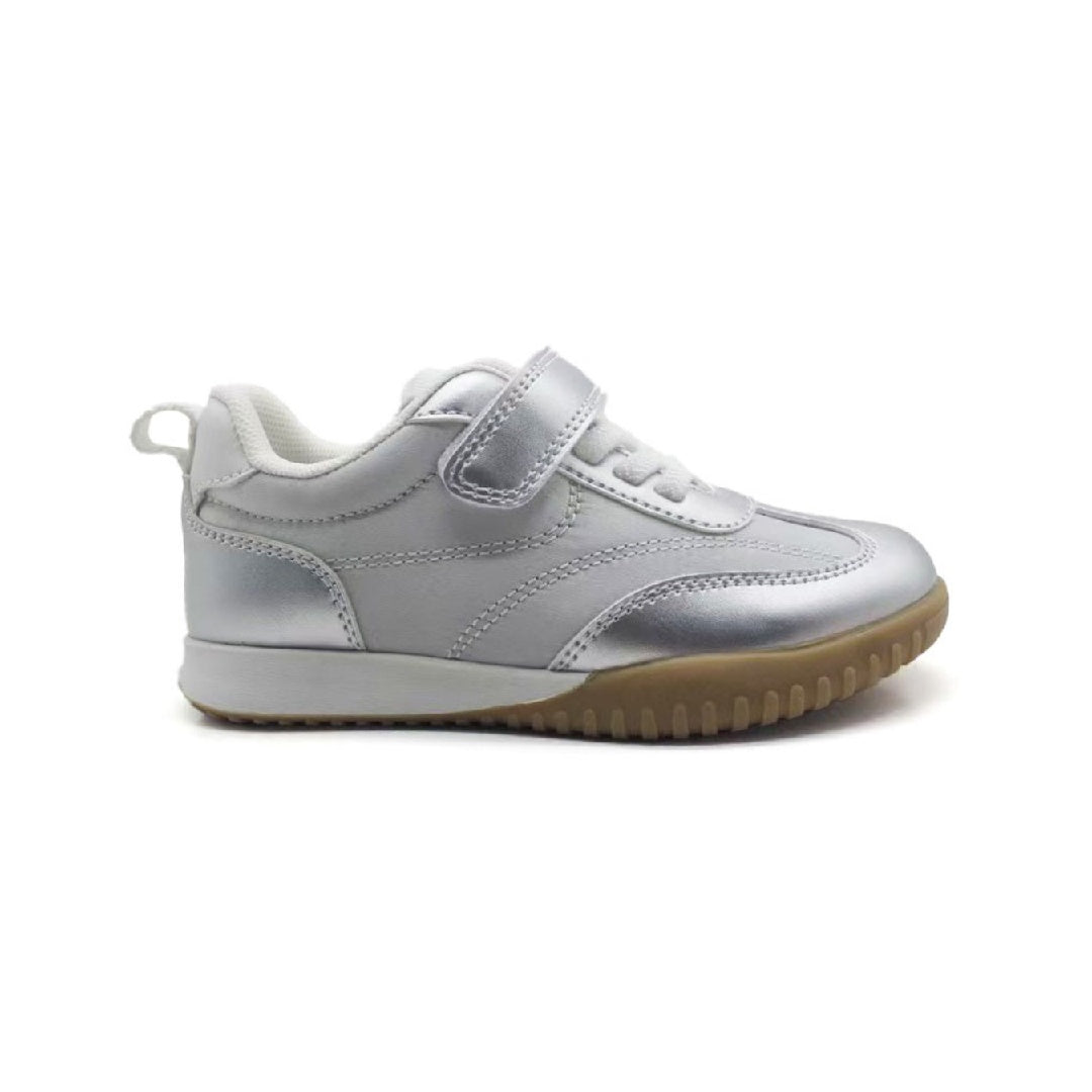 QUIBI Casual Sneaker – YD2602