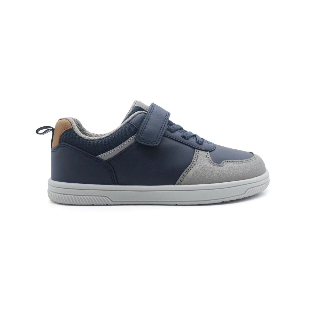 QUIBI Casual Sneaker – YD2624
